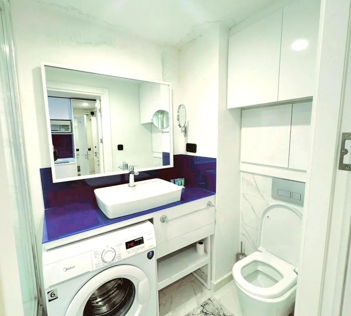 Orbi City Sea View Rooms Batoemi Appartement