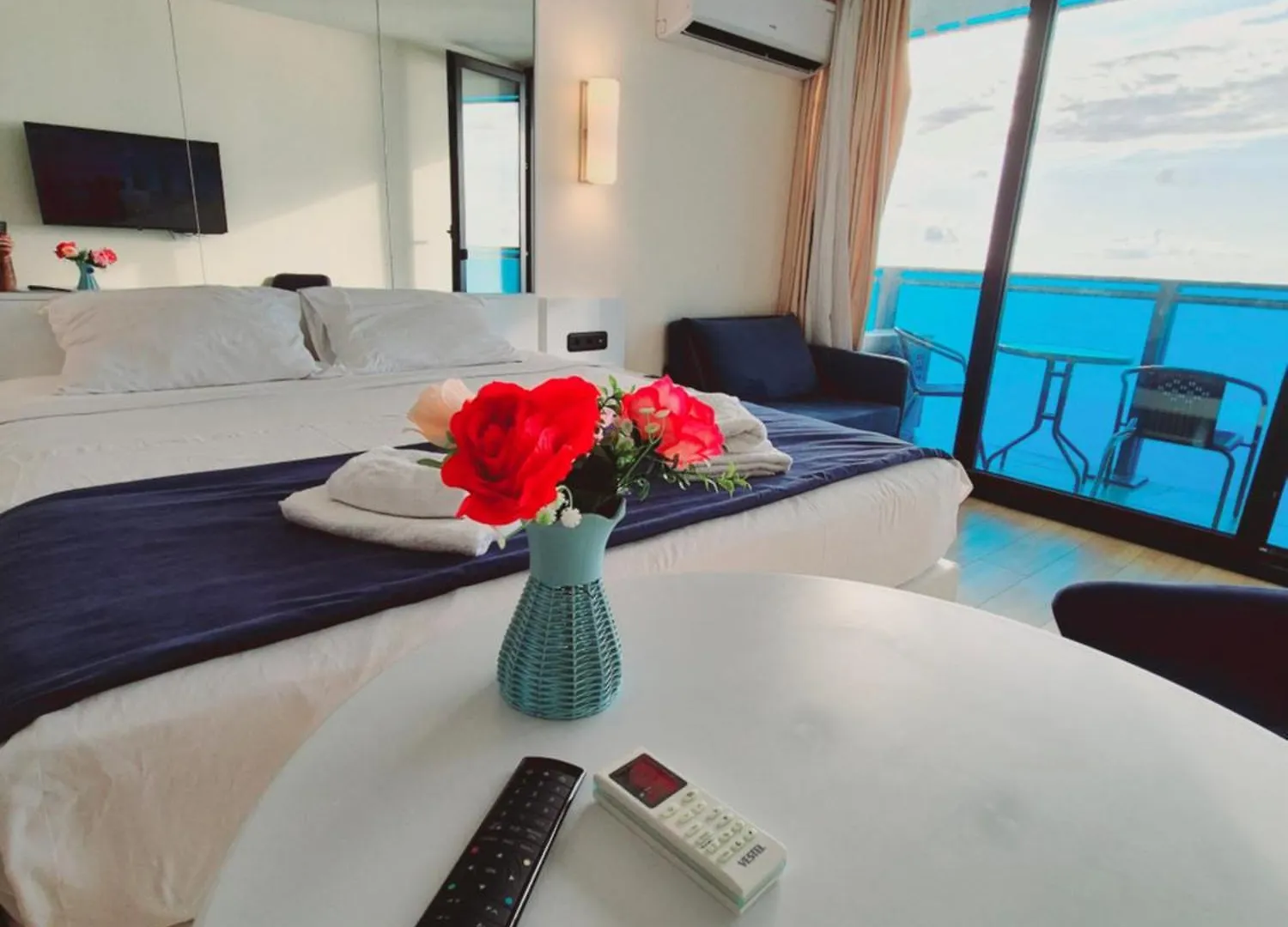 Orbi City Sea View Rooms Batumi 0*,