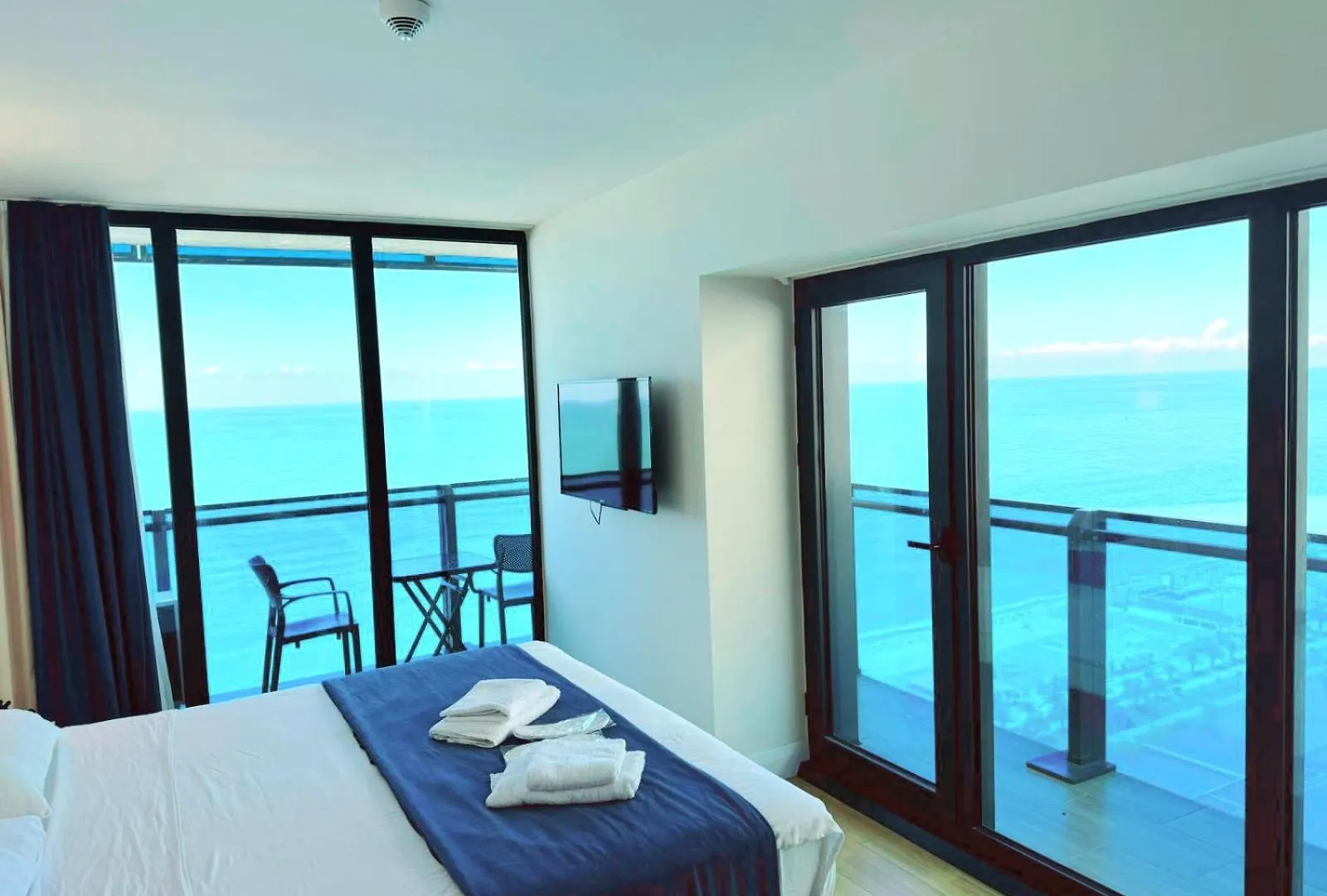 Orbi City Sea View Rooms Batumi
