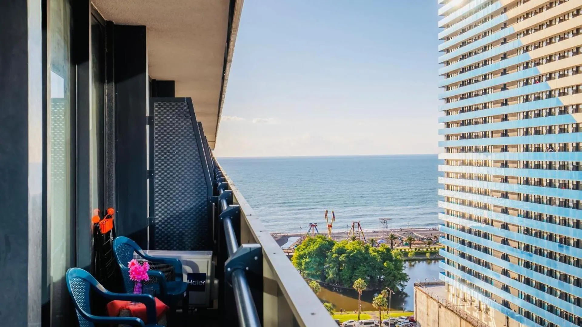 Orbi City Sea View Rooms Batumi 0*,  Georgia